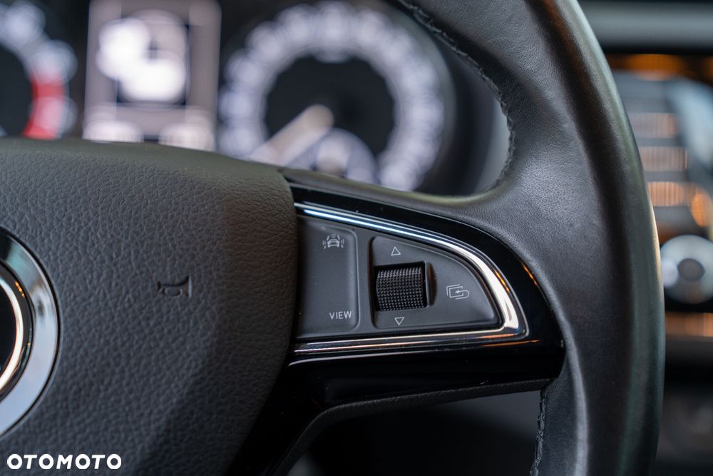 Skoda Fabia 1.0 TSI Soleil - 33