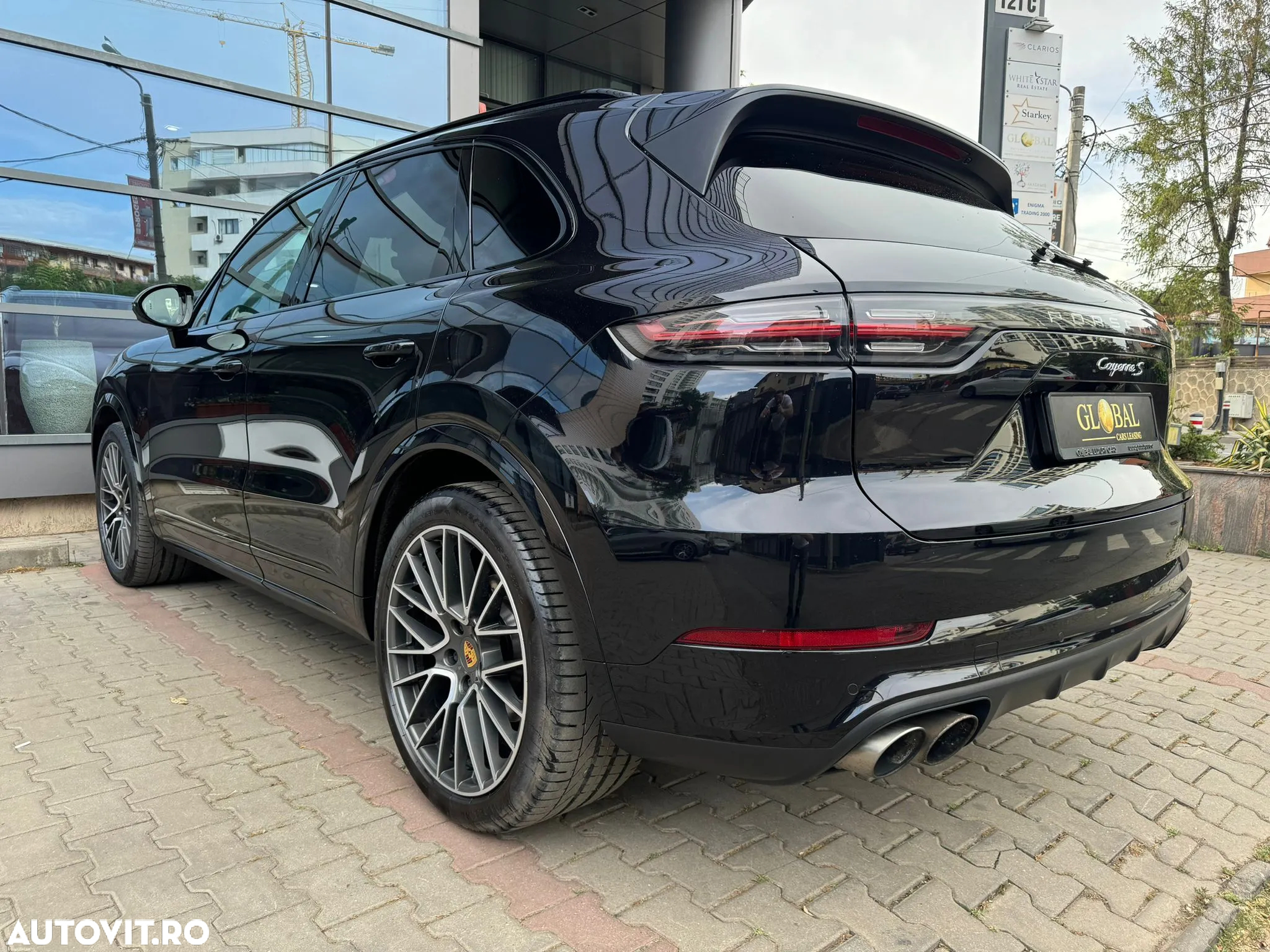 Porsche Cayenne S - 9
