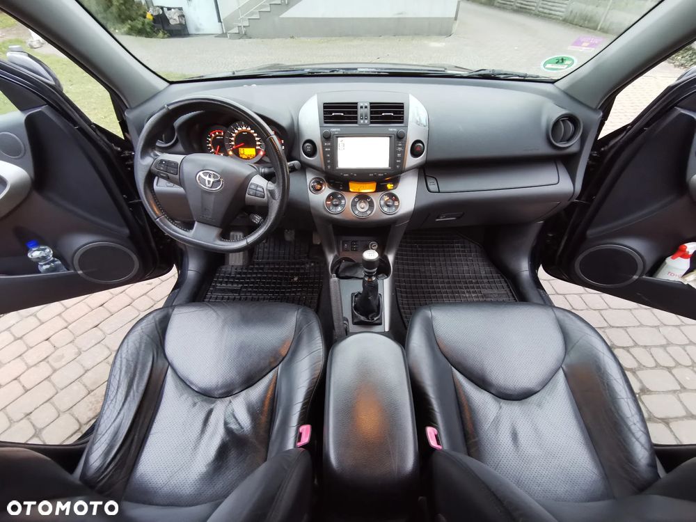 Toyota RAV4 2.2 D-CAT 4x4 Executive - 25