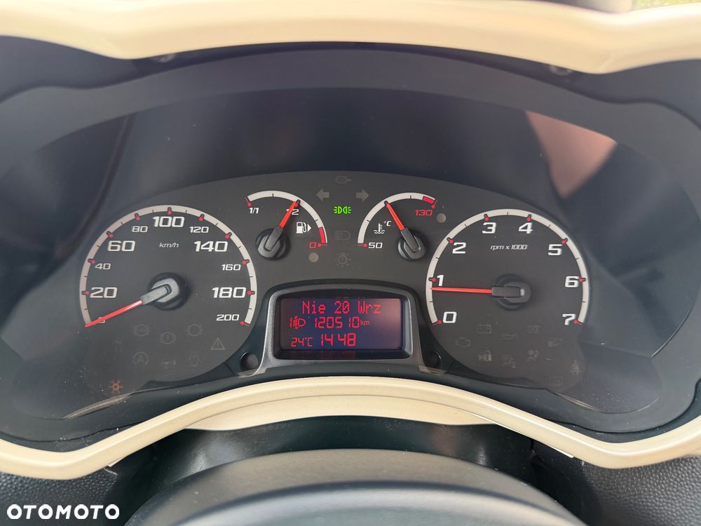 Ford KA 1.2 Titanium+ - 32