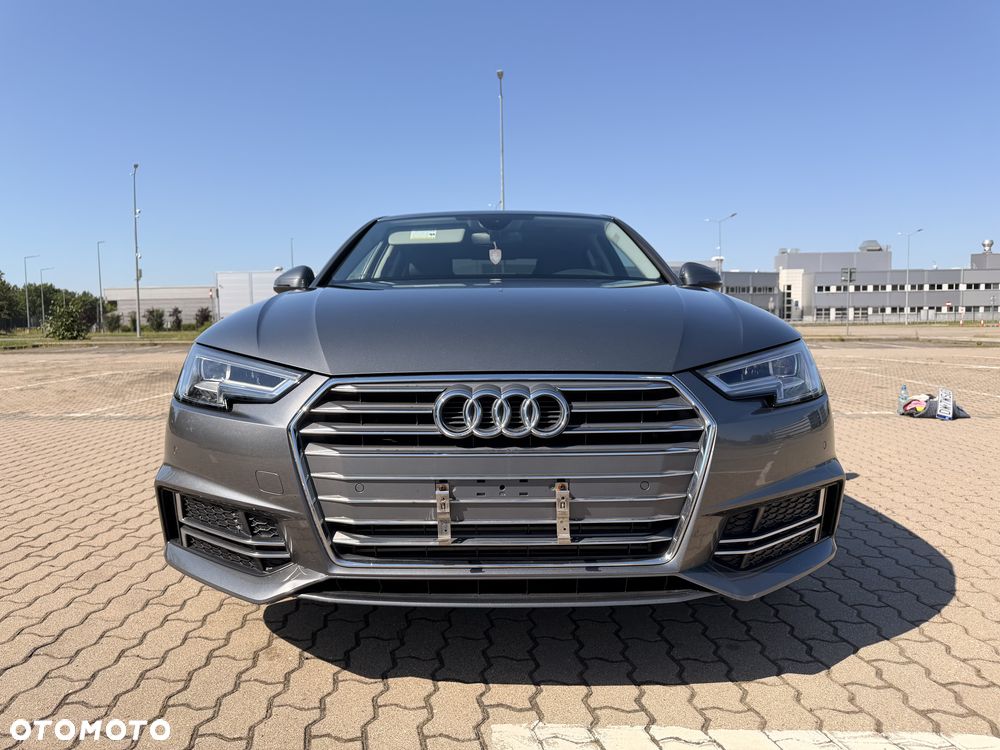 Audi A4 Limousine 40 TFSI S tronic S line - 6