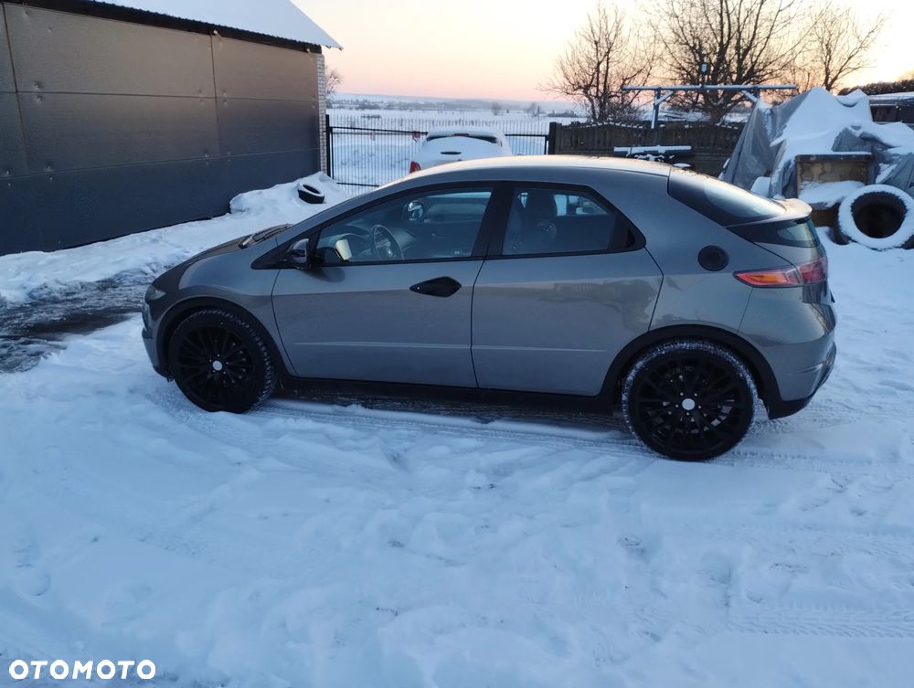 Honda Civic 2.2i-CTDi Comfort - 2