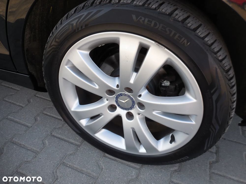 Mercedes-Benz Klasa C 180 CGI Automatik BlueEFFICIENCY - 10