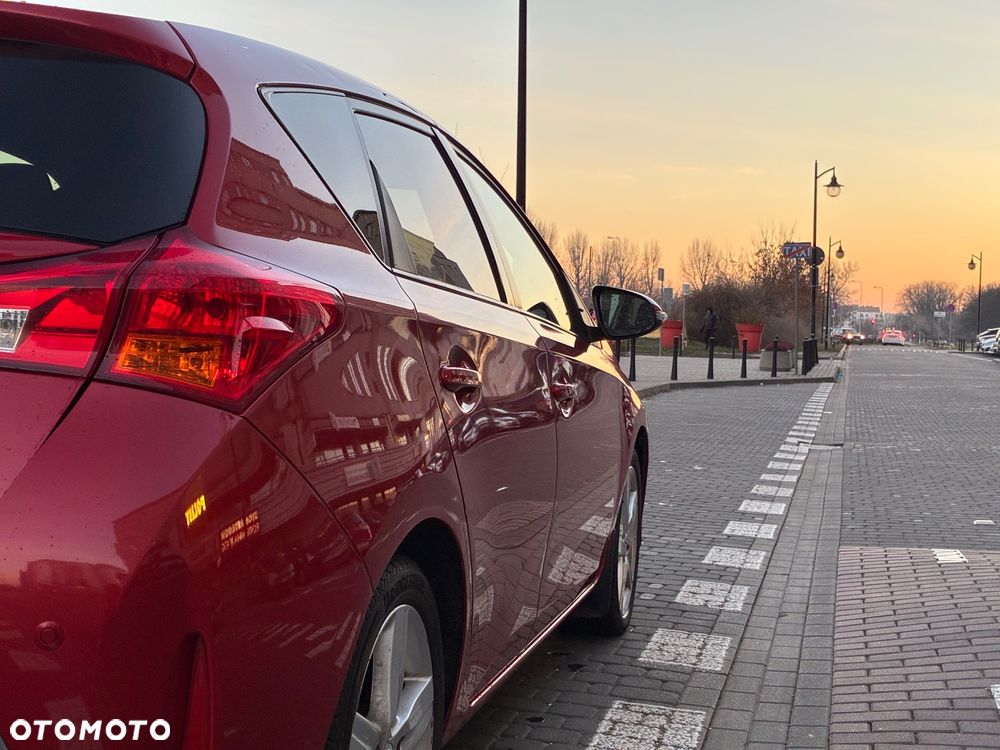 Toyota Auris 1.6 Dynamic - 14
