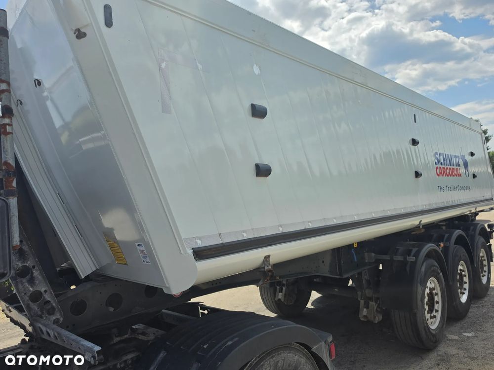 Schmitz Cargobull - 11