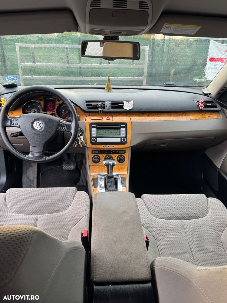 Volkswagen Passat - 6