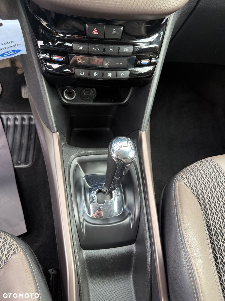 Peugeot 2008 e-HDi FAP 92 EGS6 STOP & START Allure - 11