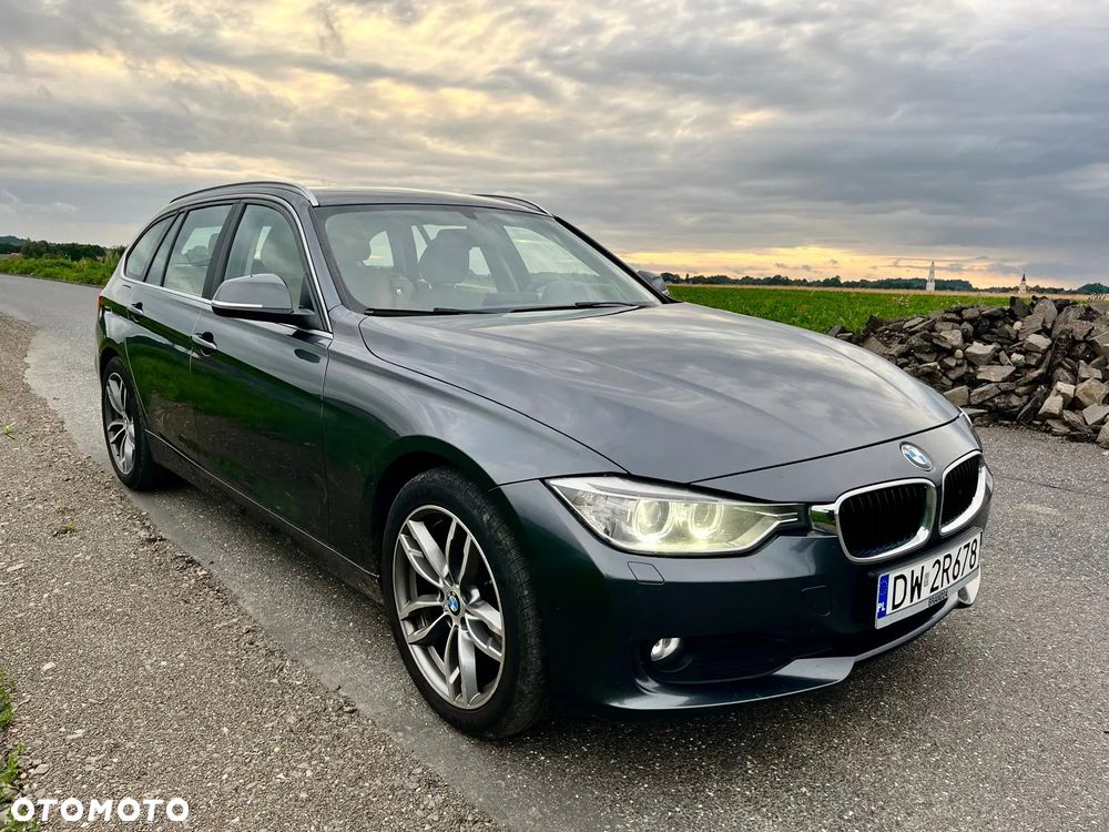 BMW Seria 3 318d xDrive - 4