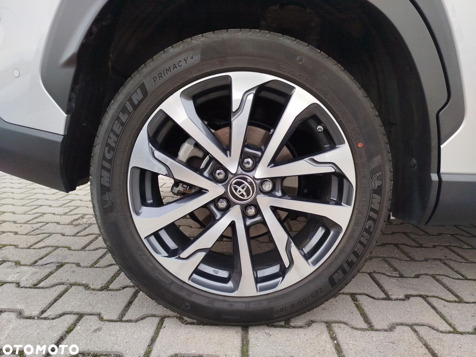 Toyota Corolla Cross - 17
