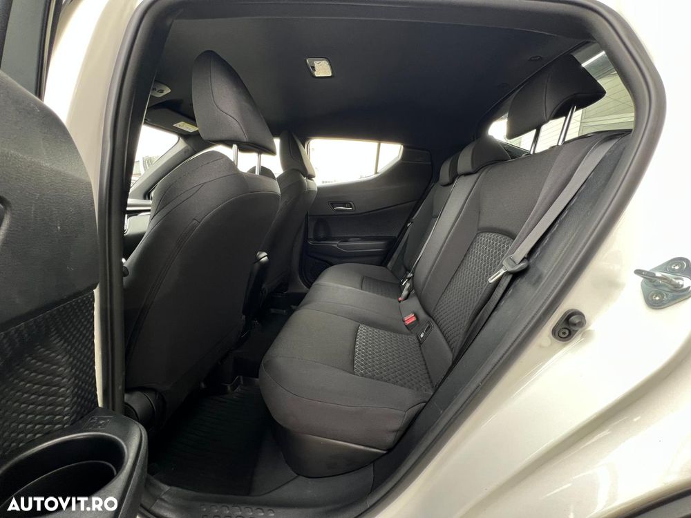 Toyota C-HR 1.8 HSD 122 CP 4x2 CVT Core - 14