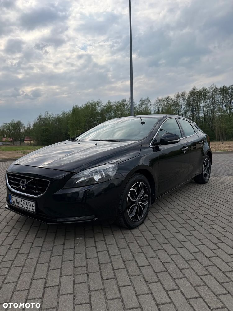 Volvo V40 - 2