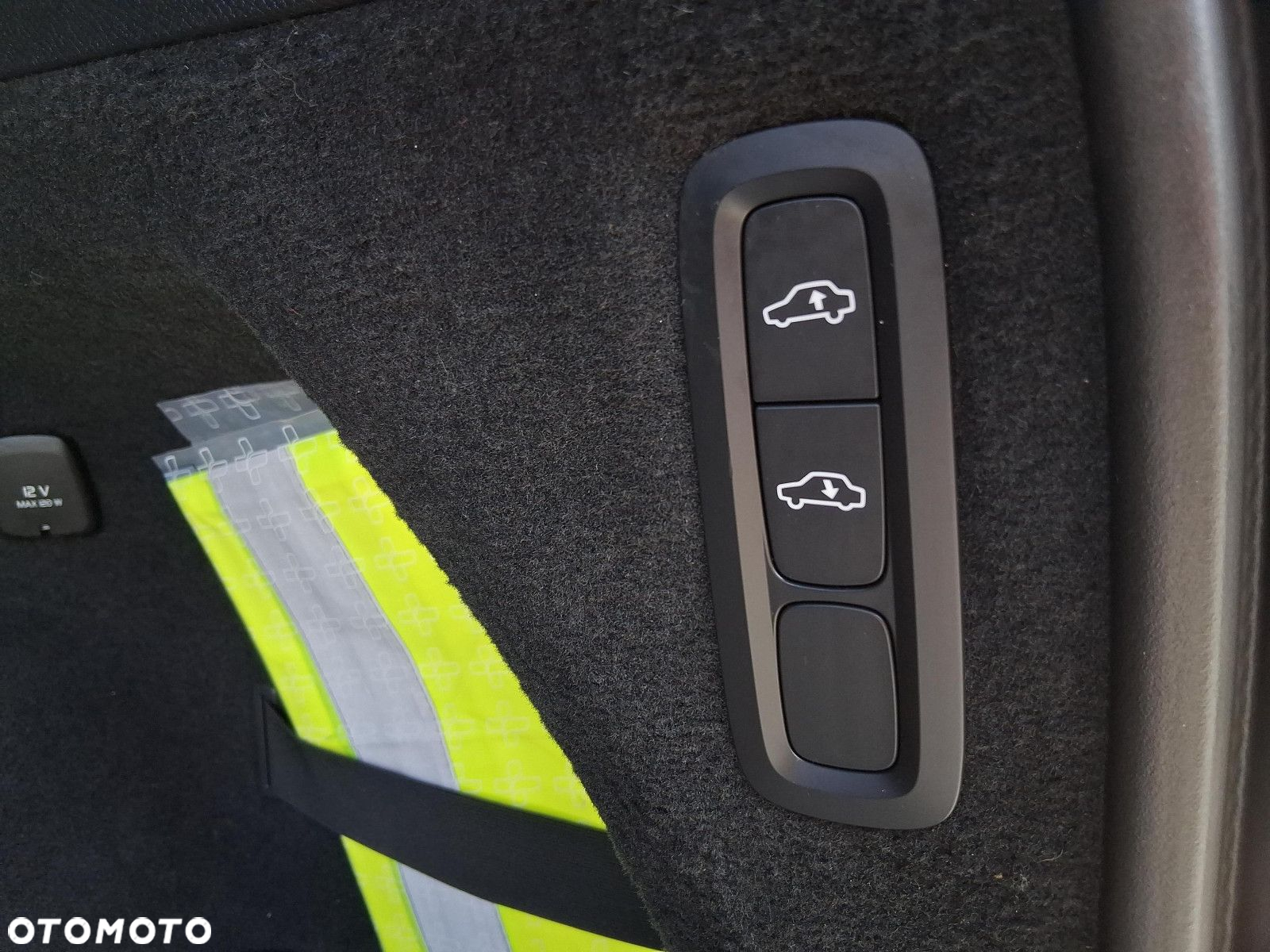 Volvo XC 90 - 21