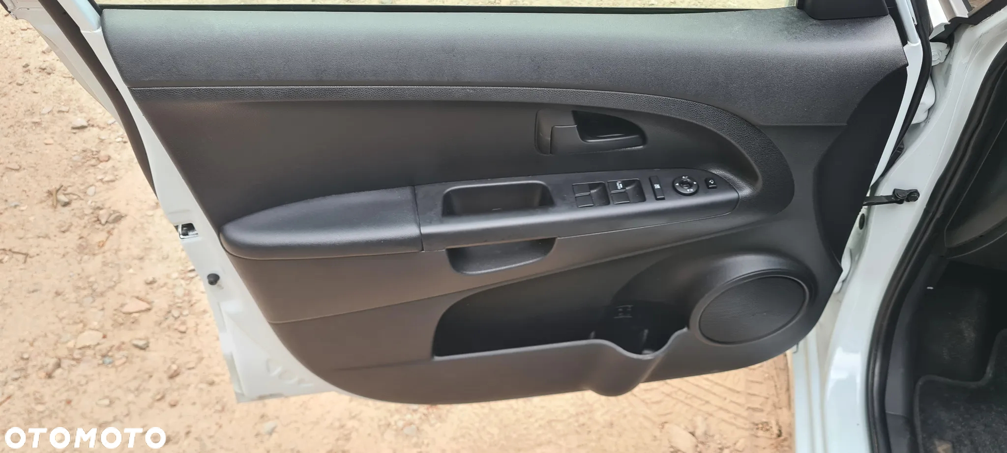 Kia Venga 1.6 Business Line - 10