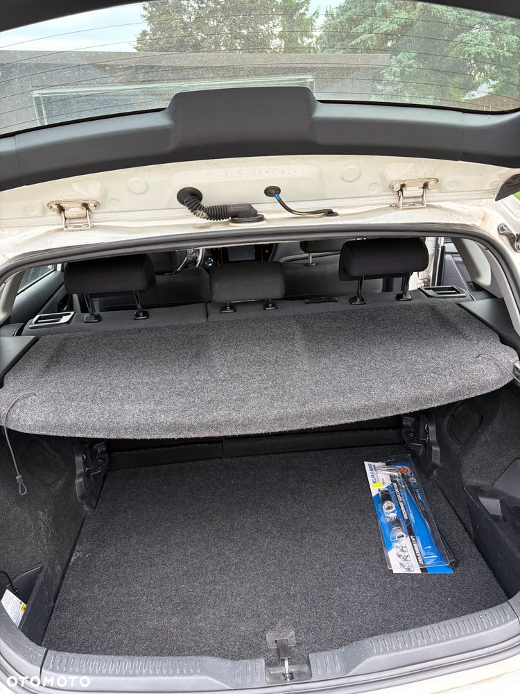 Toyota Auris Hybrid 135 Premium - 15