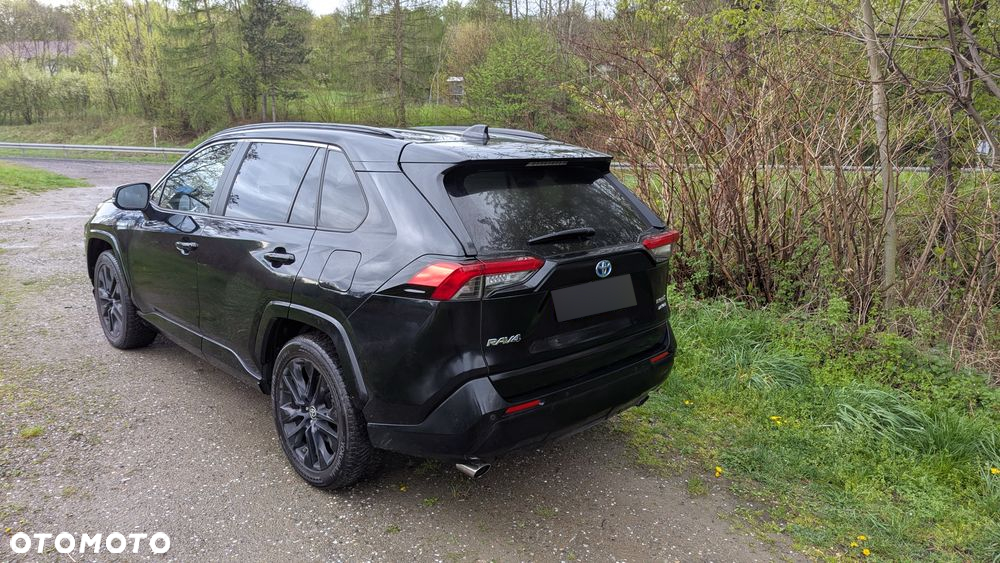Toyota RAV4 - 6