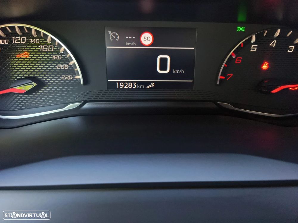 Peugeot 208 1.2 PureTech Style - 15