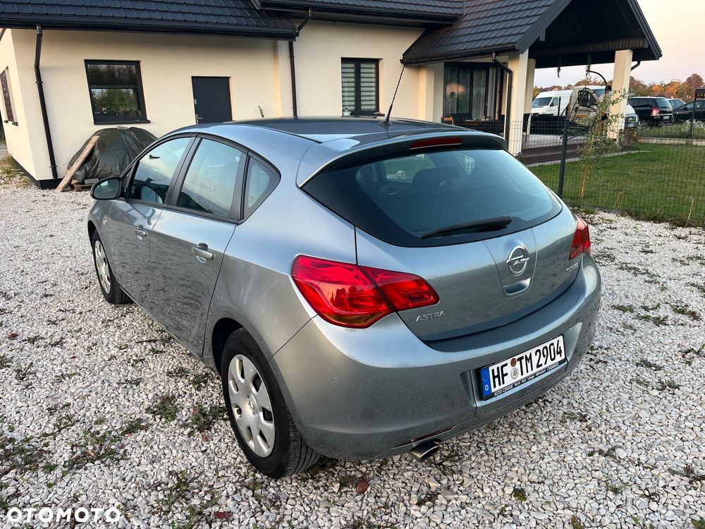 Opel Astra 1.4 Turbo Selection - 21