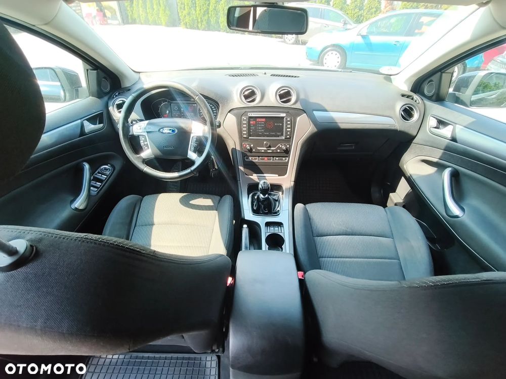 Ford Mondeo 2.0 TDCi Titanium - 8