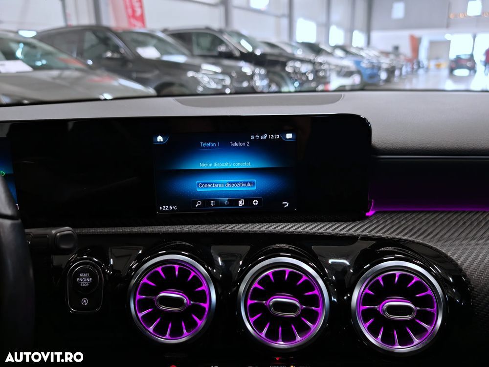 Mercedes-Benz CLA 180 7G-DCT - 13