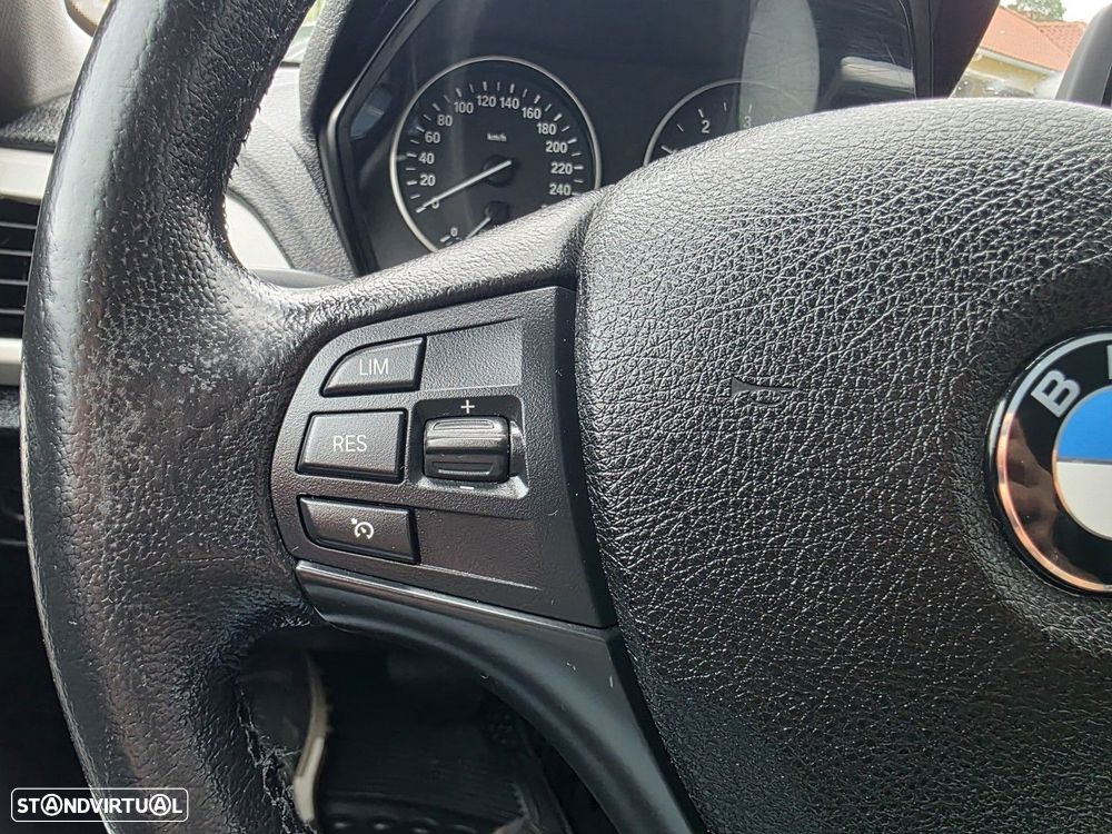 BMW 116 d Advantage Auto - 29