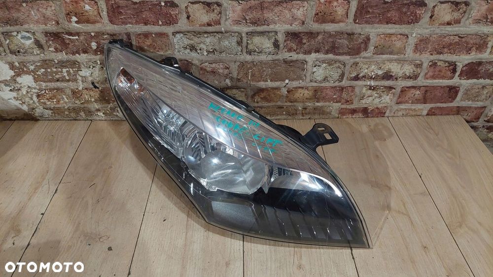 LAMPA PRZÓD PRAWA RENAULT MEGANE III COUPE LIFT 2012/2016 ROK ANGLIK - 1