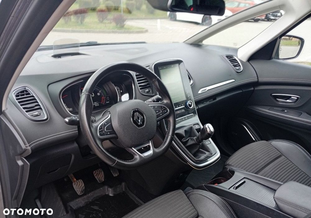 Renault Scenic - 21