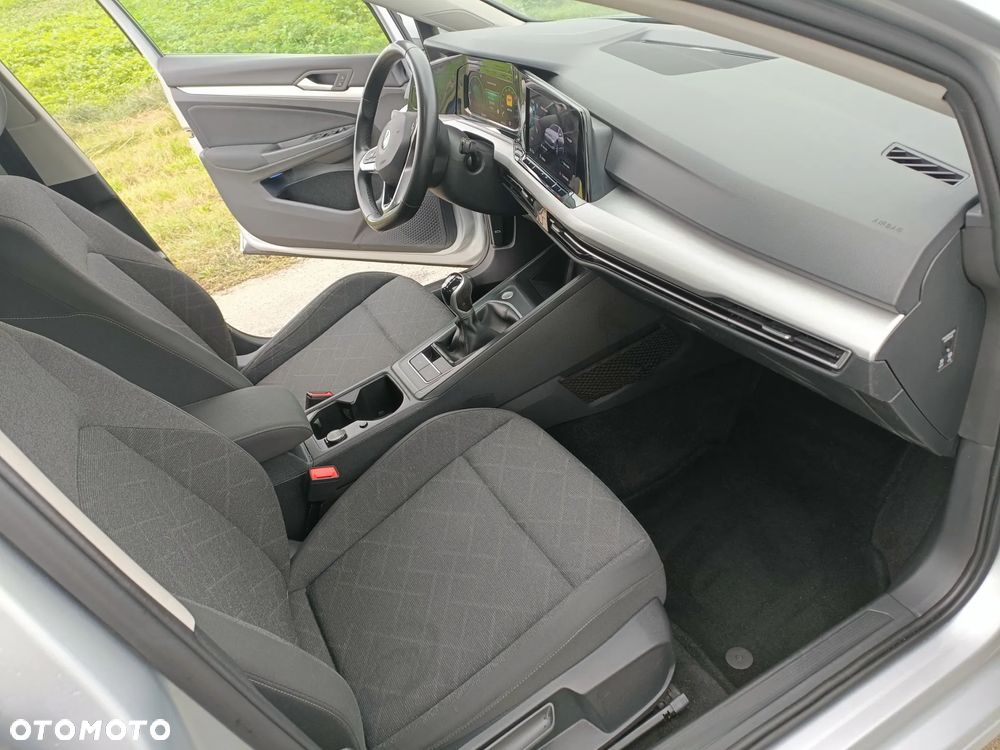 Volkswagen Golf - 18
