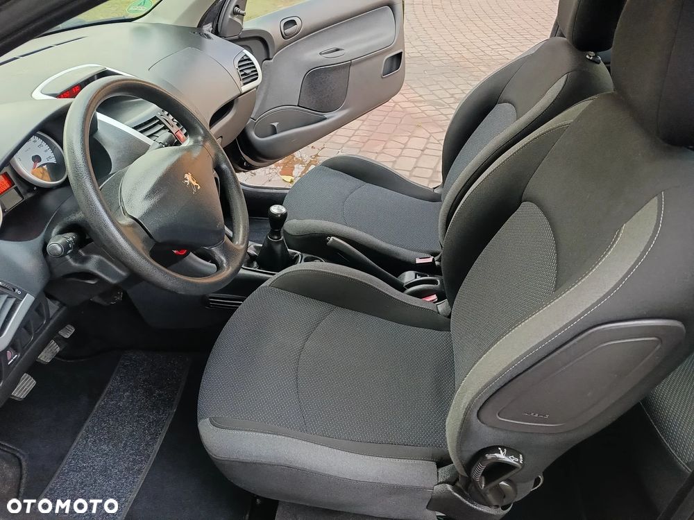 Peugeot 206 plus 75 - 11