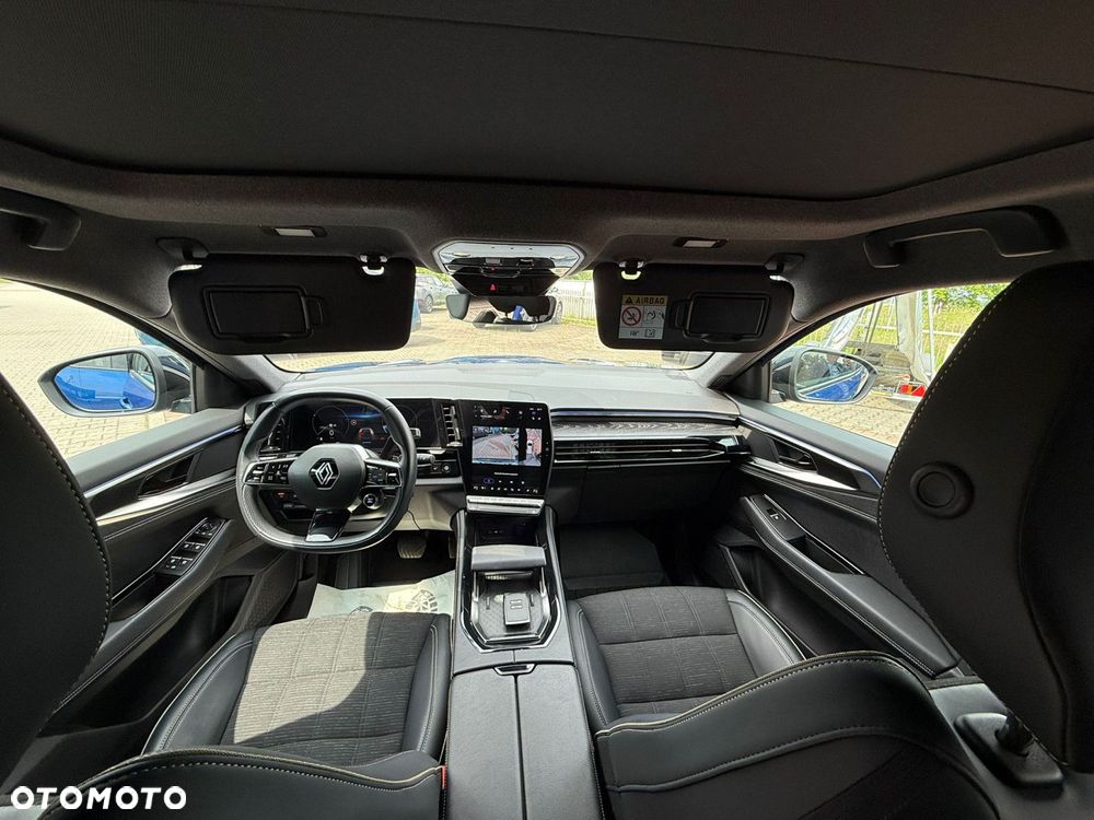 Renault Austral 1.3 TCe mHEV Iconic - 15