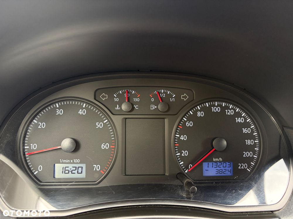 Volkswagen Polo 1.4 Comfortline - 28