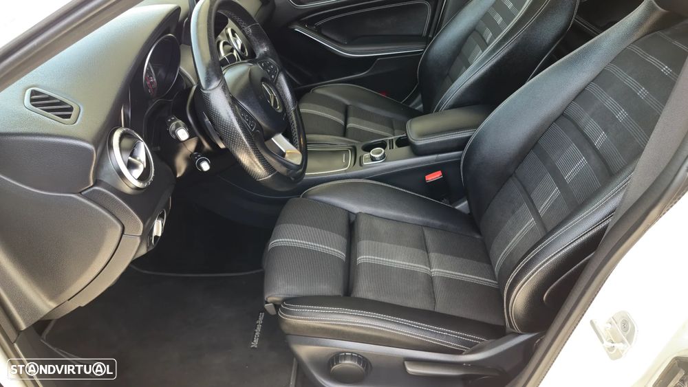 Mercedes-Benz CLA 180 d Urban Aut. - 12