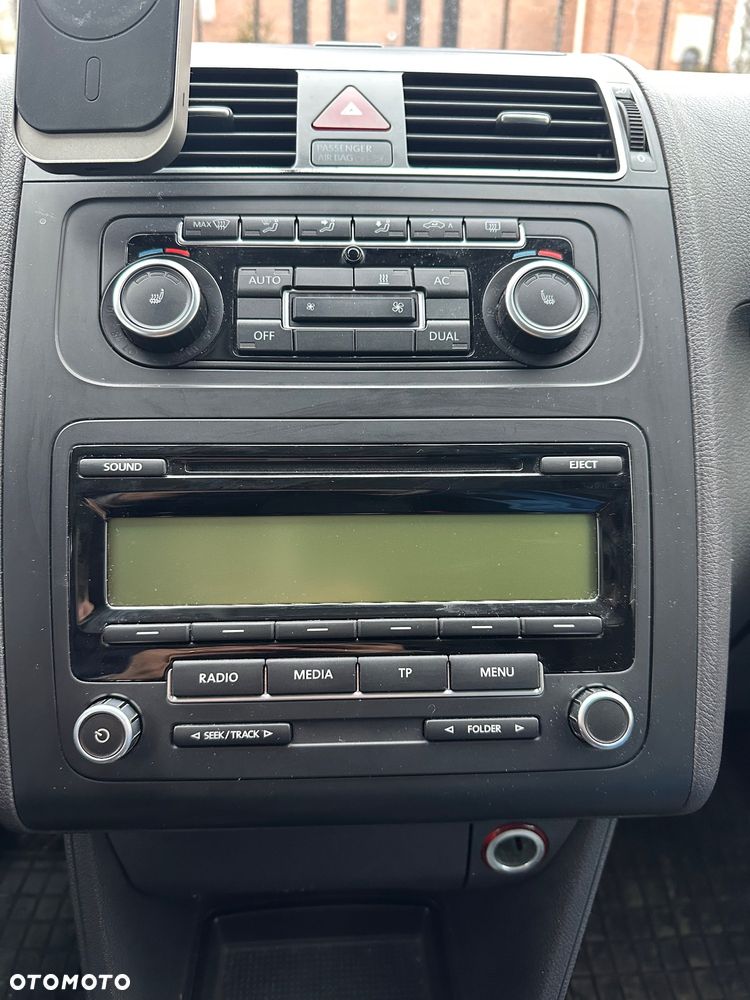 Volkswagen Touran 2.0 TDI Highline - 5