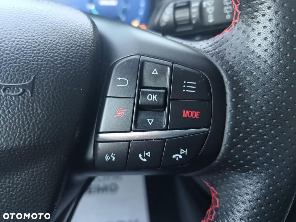 Ford Focus 2.3 EcoBoost ST X - 24