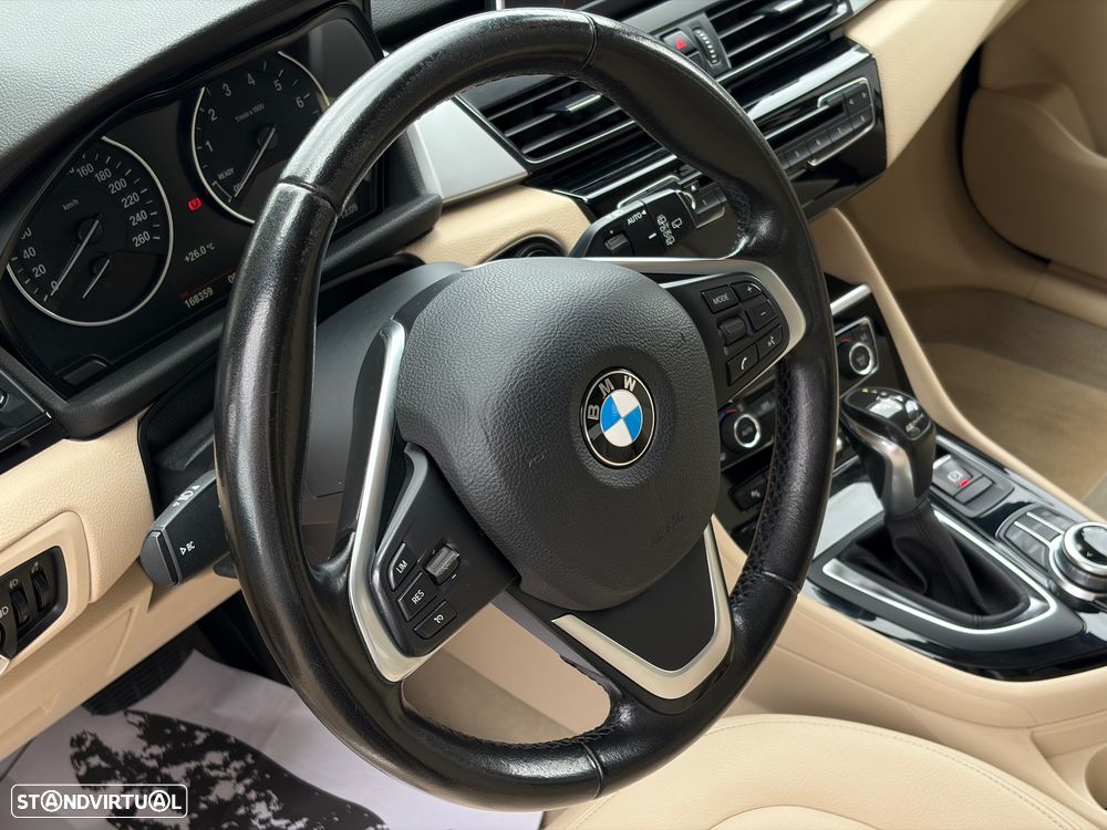 BMW 225xe Active Tourer iPerformance Luxury Line - 24