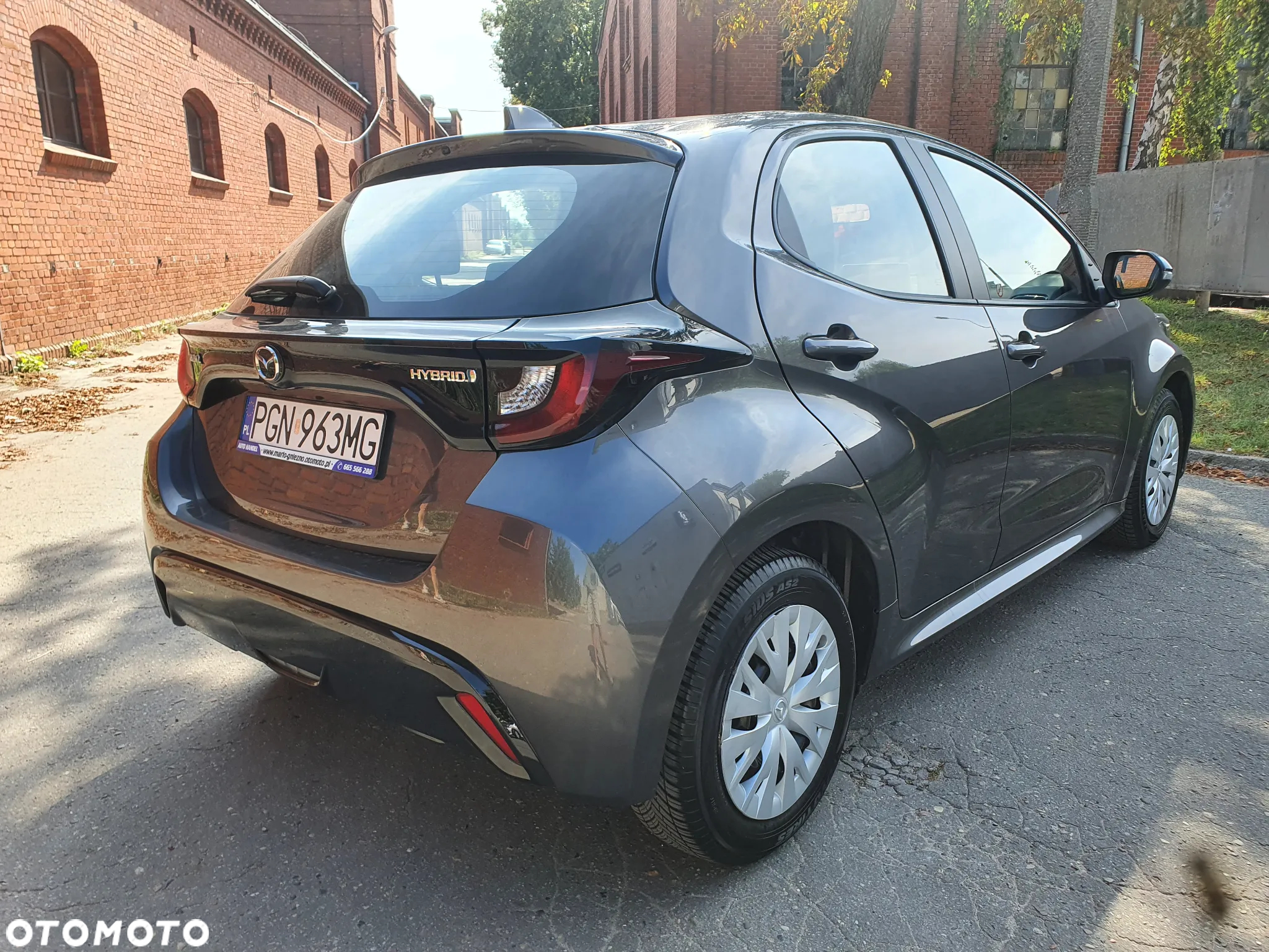 Mazda 2 - 3