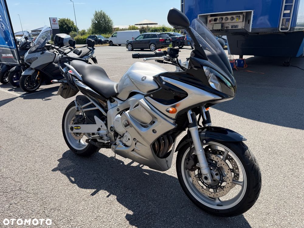 Yamaha FZ6 - 33