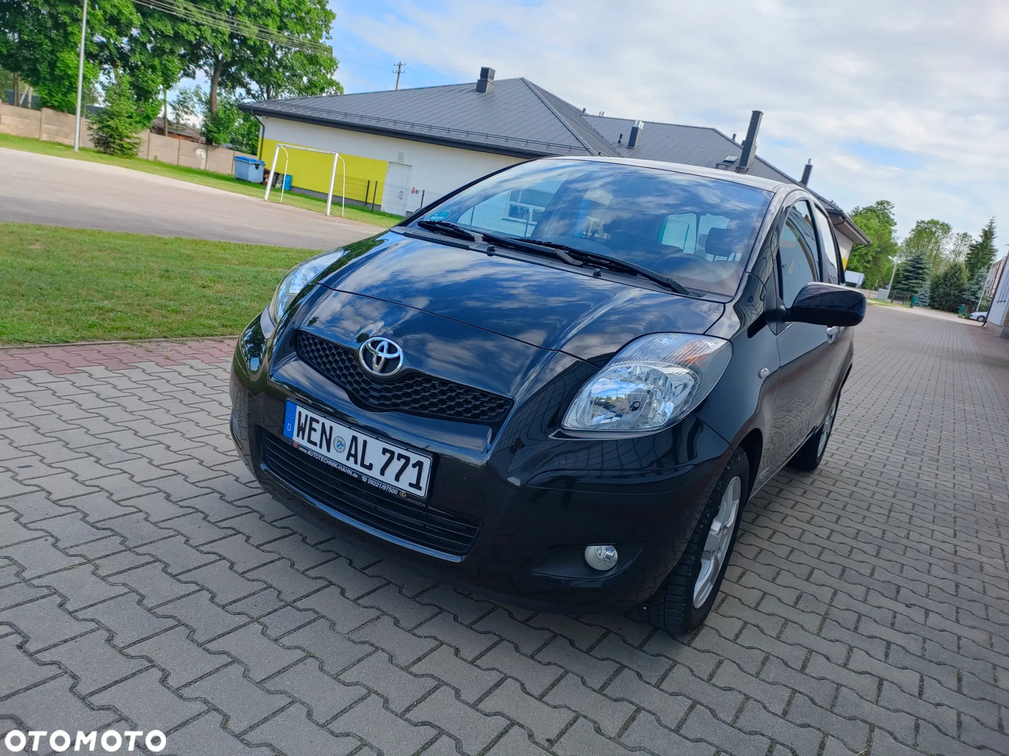Toyota Yaris - 7