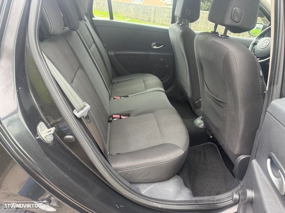 Renault Clio Break 1.5 dCi Dynamique - 15