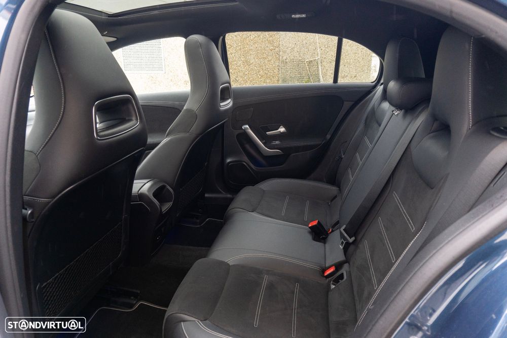 Mercedes-Benz A 250 e 8G-DCT Edition AMG Line - 30