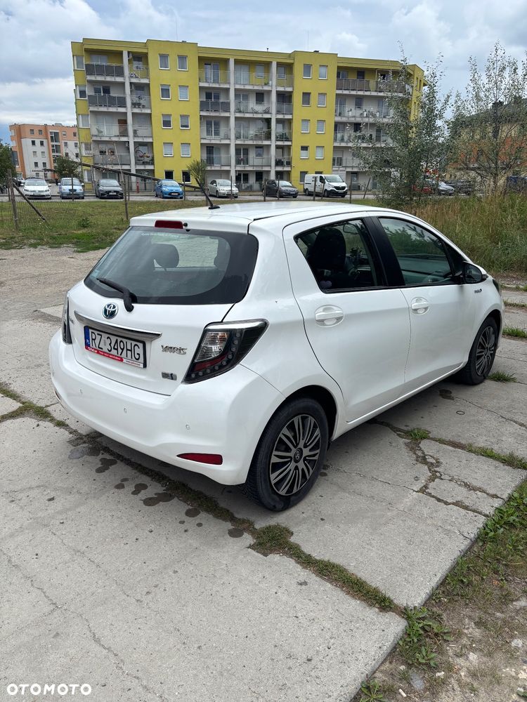 Toyota Yaris 1.5 VVT-i - 5