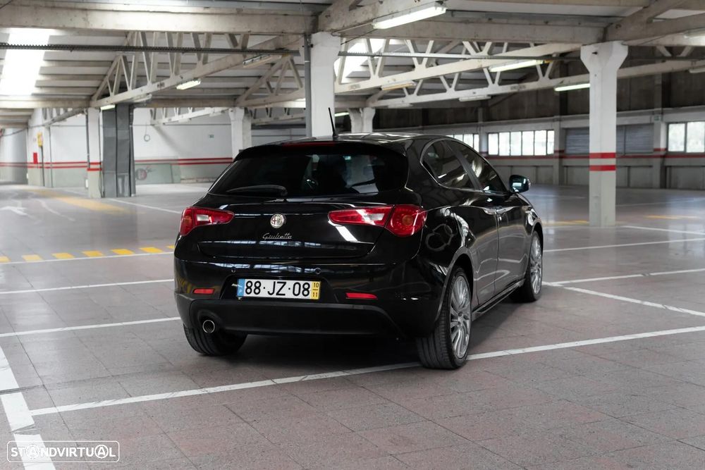 Alfa Romeo Giulietta - 7
