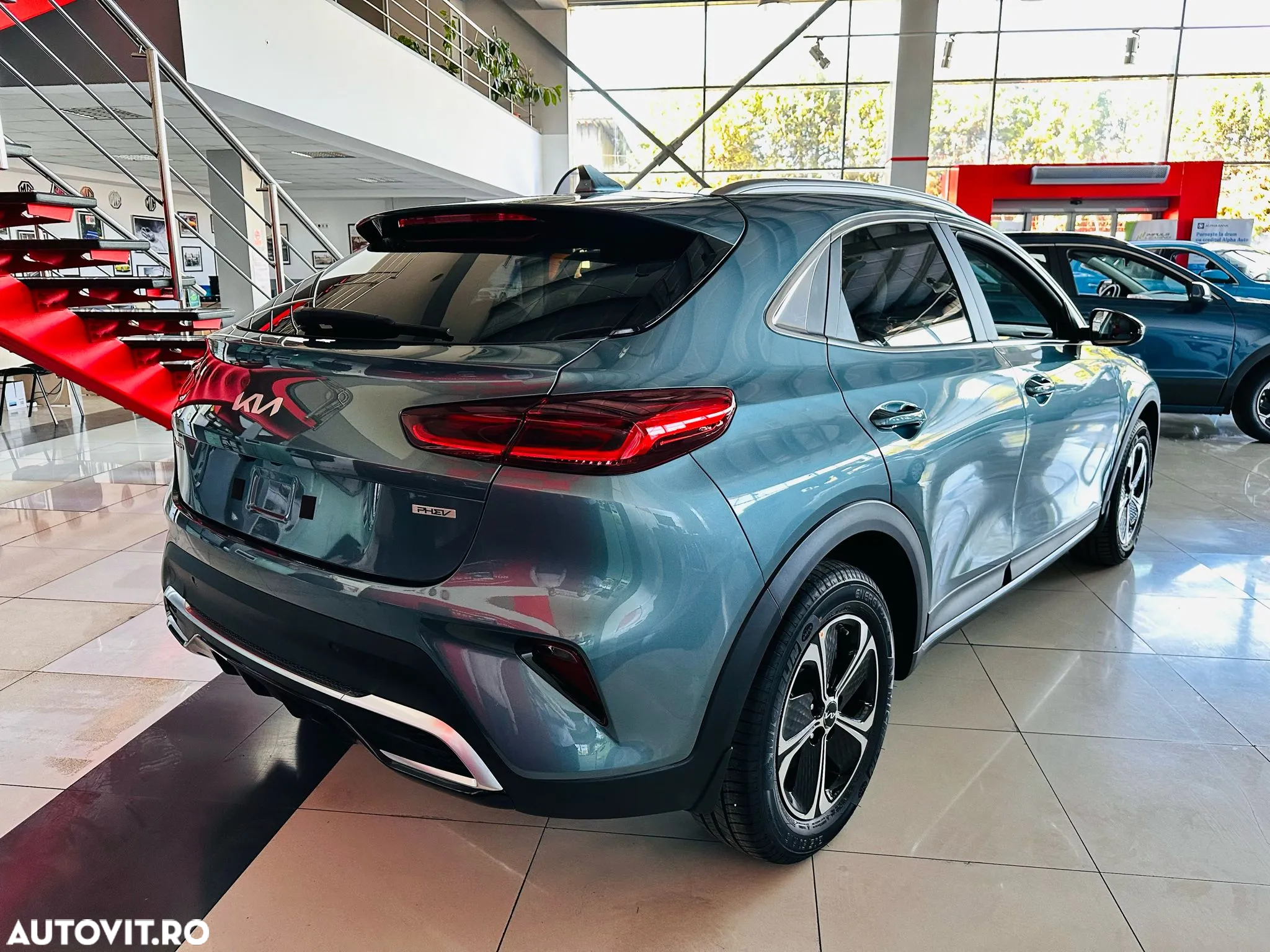 Kia XCeed 1.6 GDI 6DCT PHEV Vision - 6
