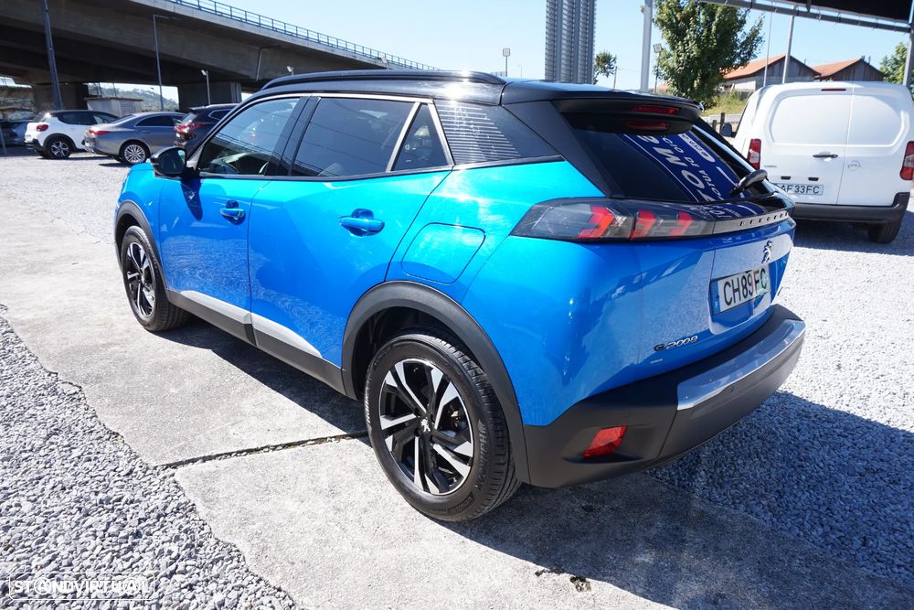 Peugeot e-2008 50 kWh GT Line - 5