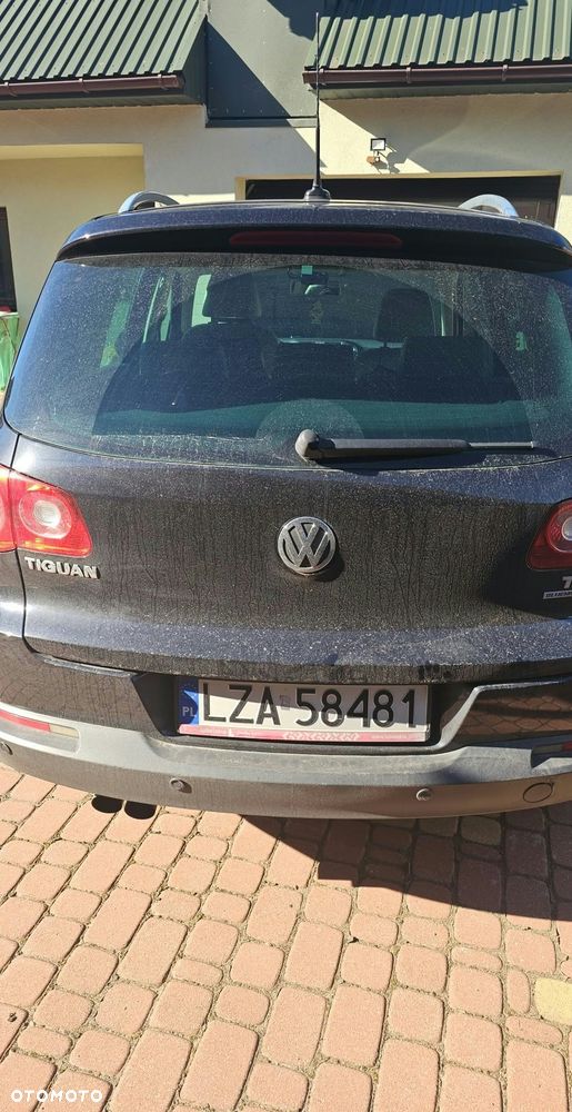 Volkswagen Tiguan - 4