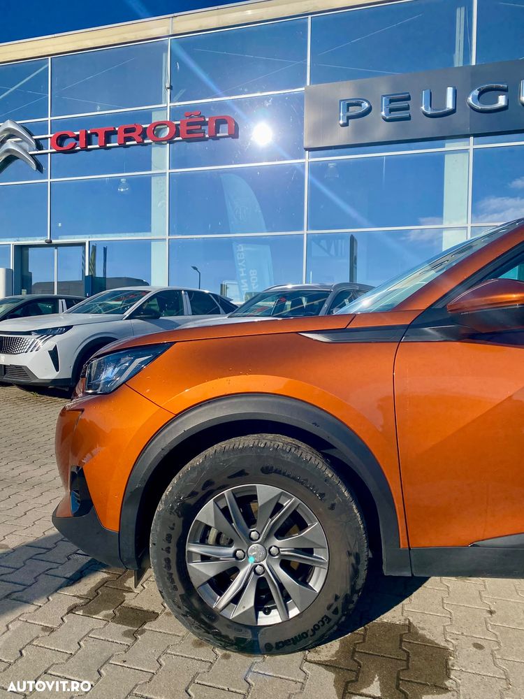 Peugeot 2008 1.2 L PureTech STT Active - 10