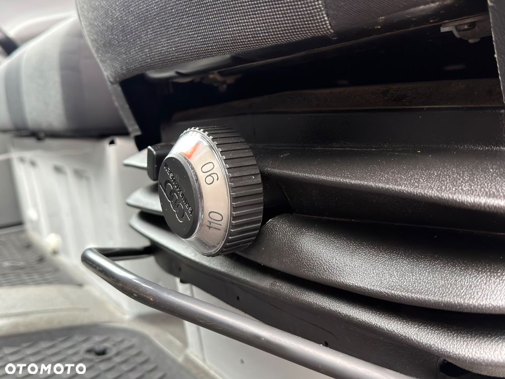 Volkswagen CRAFTER - 18