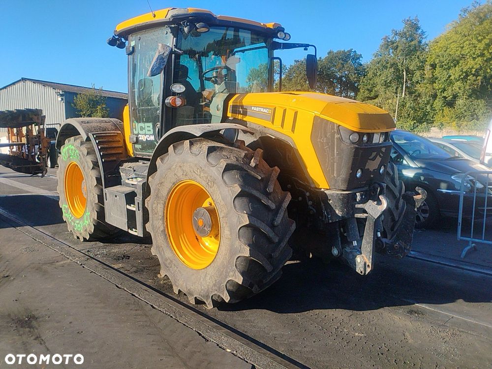 JCB Fastrac 4220 - 1