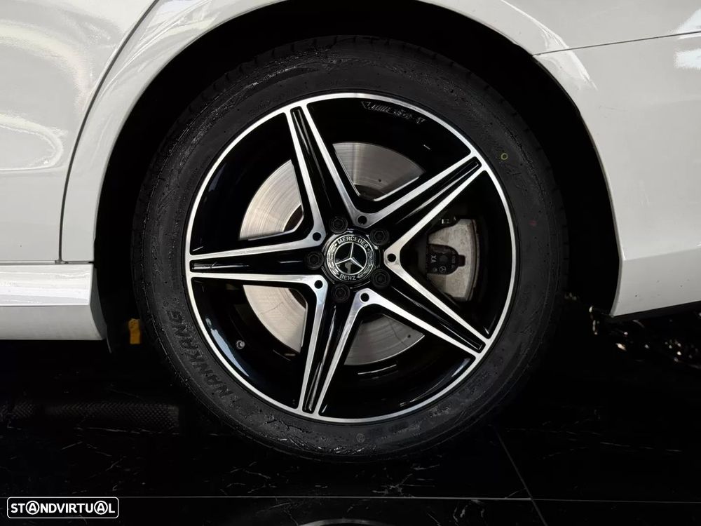 Mercedes-Benz E 300 - 12