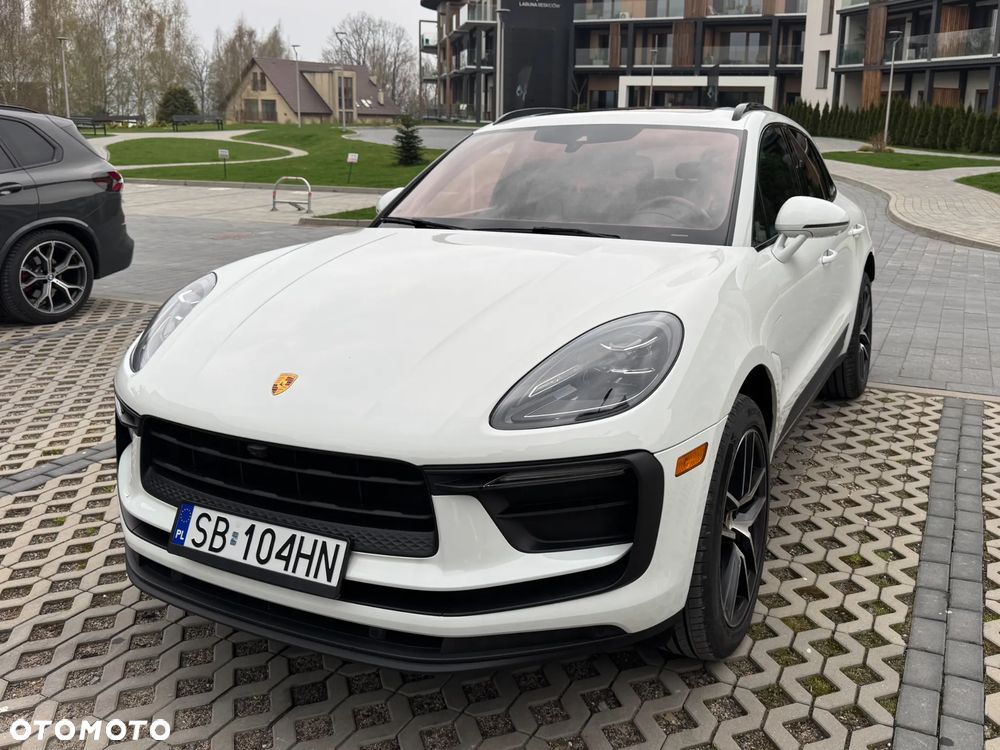 Porsche Macan Standard - 1