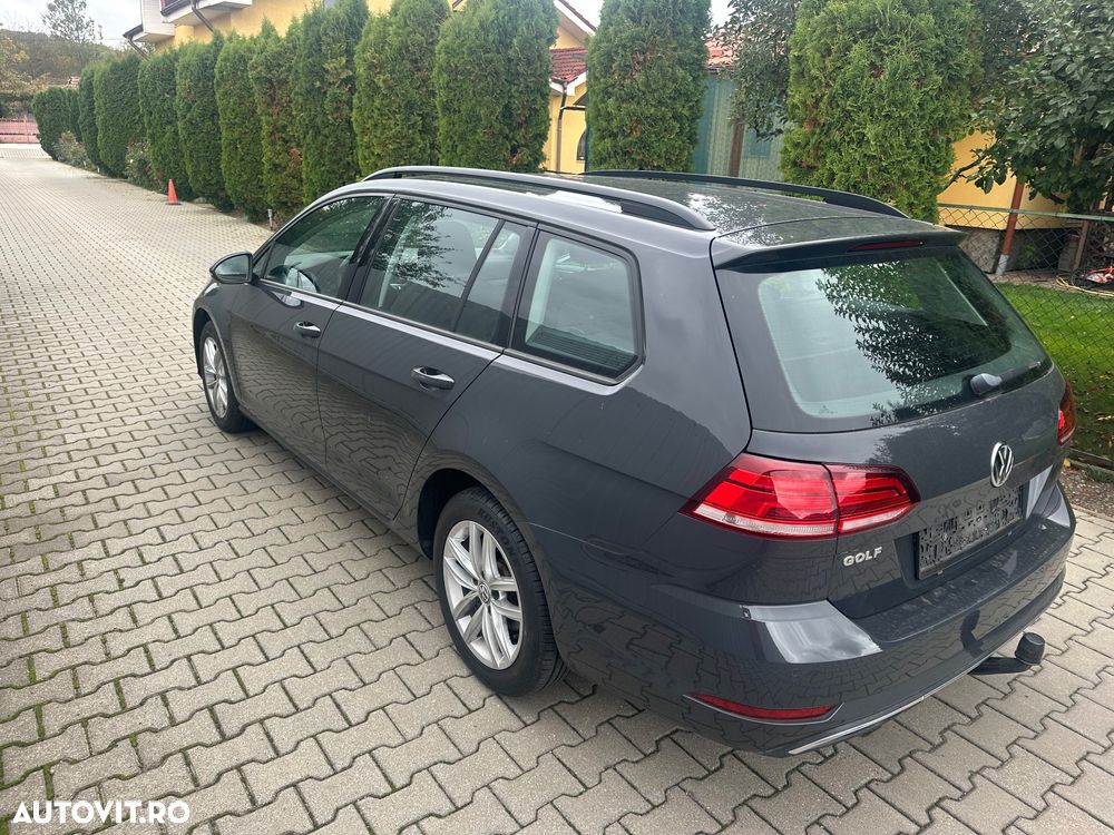 Volkswagen Golf - 29